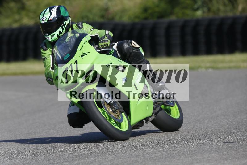 /Archiv-2025/17 17.05.2025 PROMAX ADR/Gruppe gruen/711